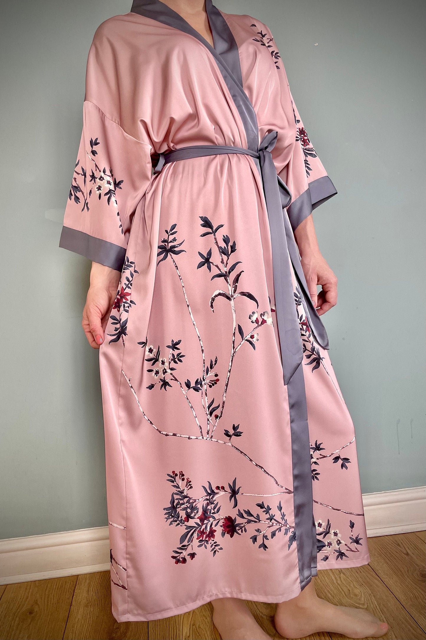 Kimono Robe, Dressing Gown, Luxury Wedding Robe, Bridesmaid Robe, Womens Dressing Gown, Dressing Gown, Summer Robe, Pink Floral Satin