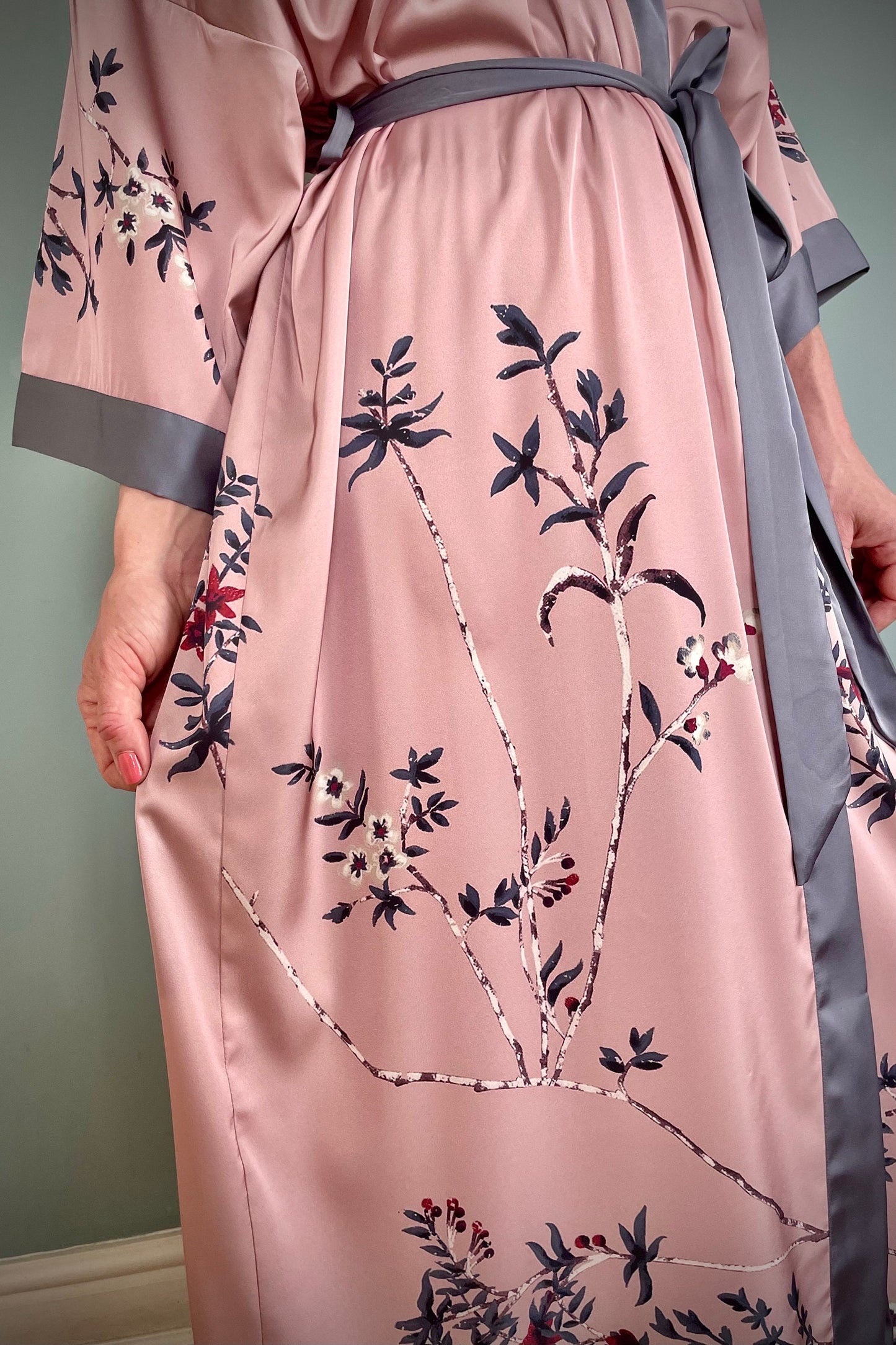Kimono Robe, Dressing Gown, Luxury Wedding Robe, Bridesmaid Robe, Womens Dressing Gown, Dressing Gown, Summer Robe, Pink Floral Satin