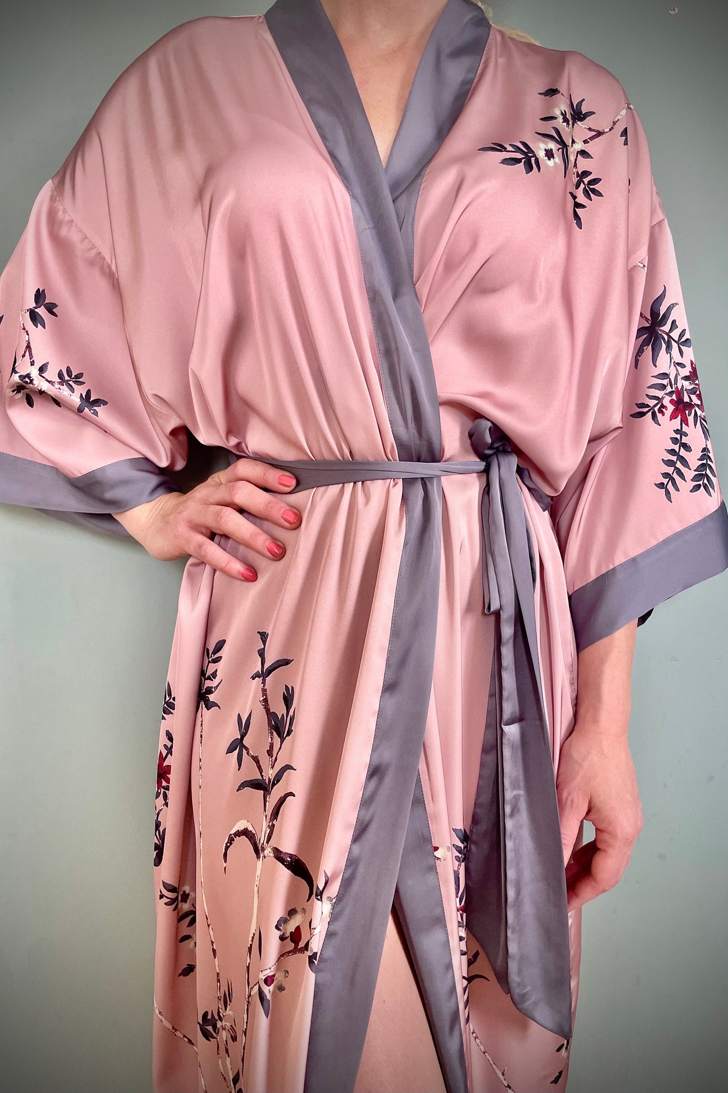 Kimono Robe, Dressing Gown, Luxury Wedding Robe, Bridesmaid Robe, Womens Dressing Gown, Dressing Gown, Summer Robe, Pink Floral Satin