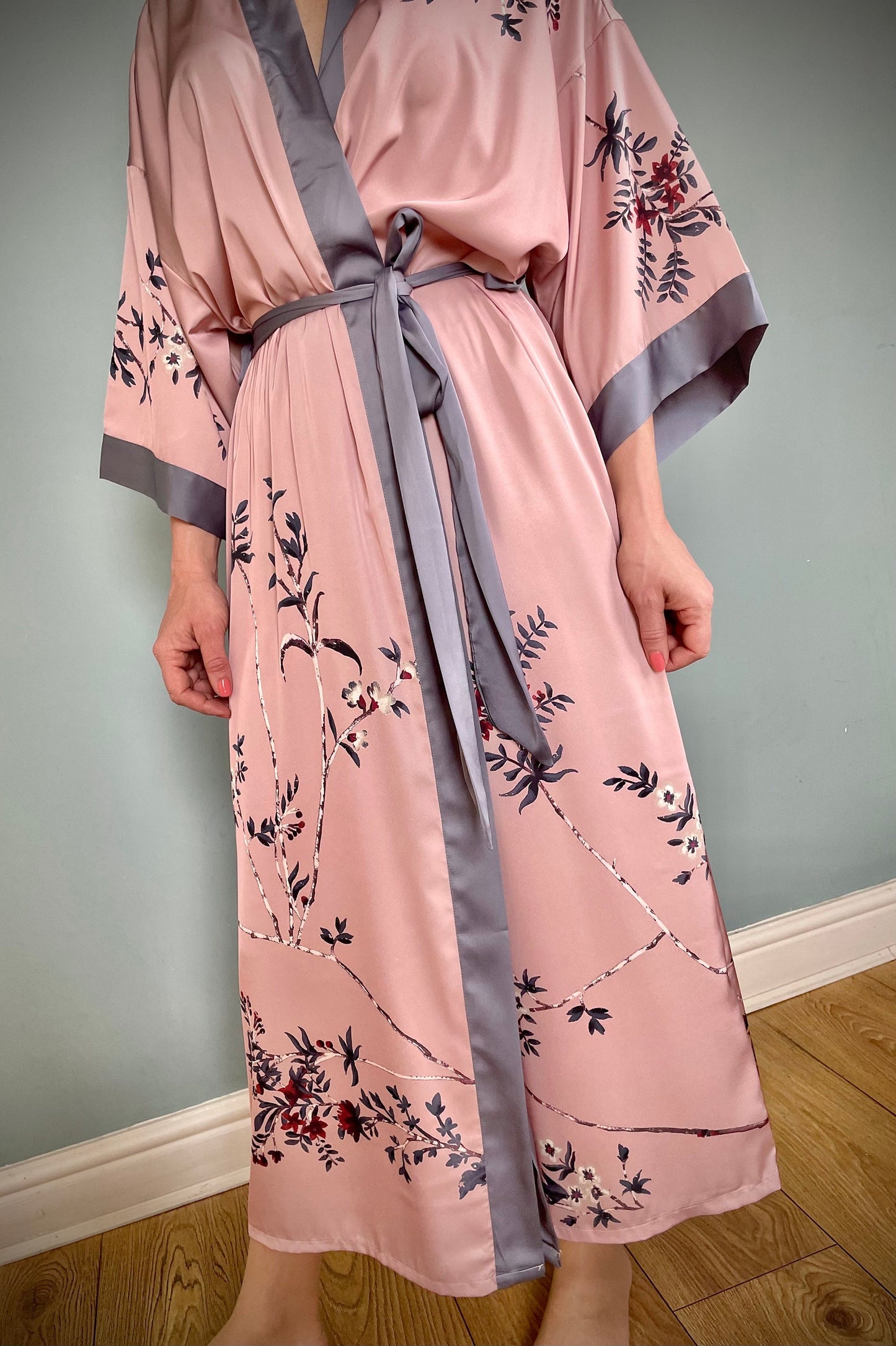 Kimono Robe, Dressing Gown, Luxury Wedding Robe, Bridesmaid Robe, Womens Dressing Gown, Dressing Gown, Summer Robe, Pink Floral Satin