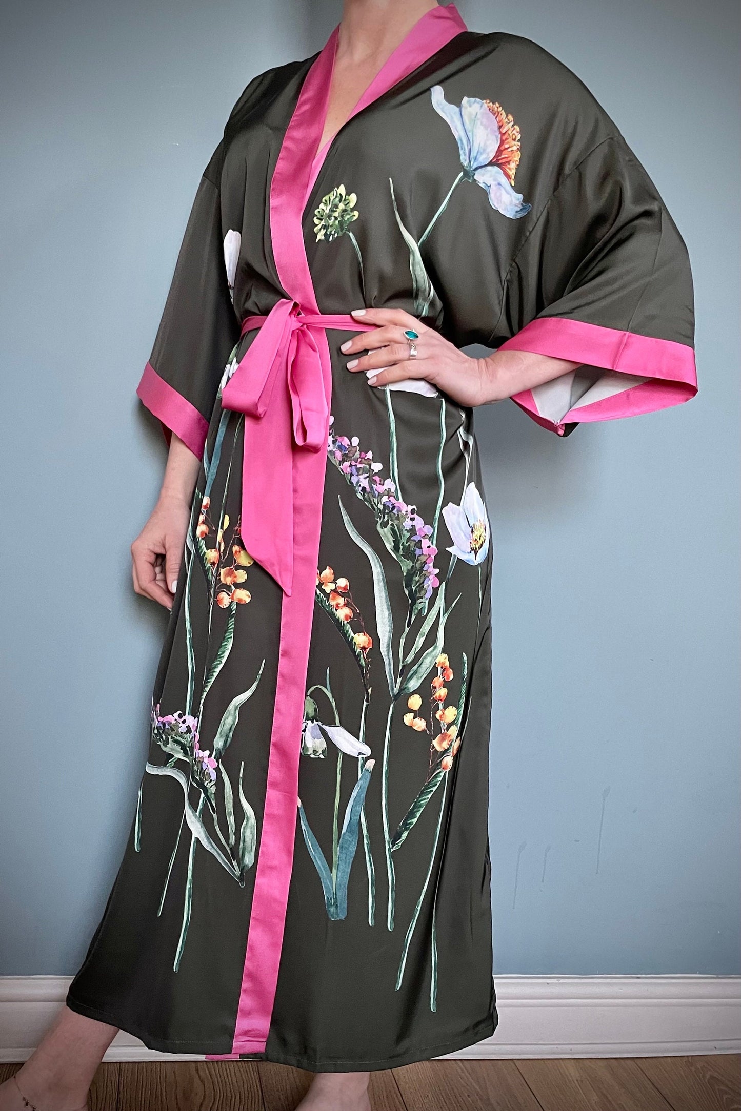 Kimono Robe, Japanese Dressing Gown, Luxury Satin Robe, Bridesmaid Robe, Womens Dressing Gown, Dressing Gown, Summer Robe, Olive Green