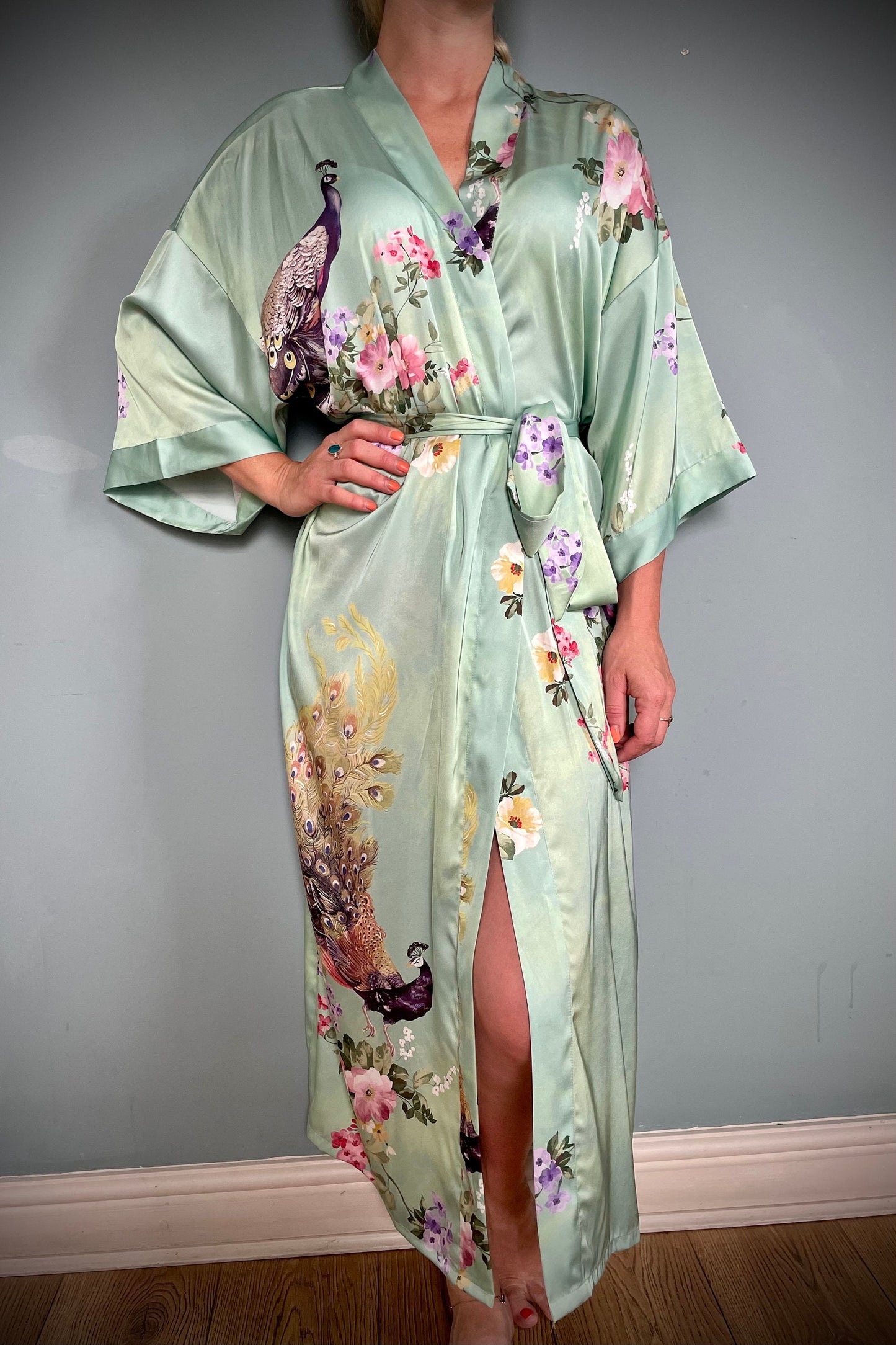 Kimono Robe, Japanese Dressing Gown, Luxury Satin Robe, Bridesmaid Robe, Womens Dressing Gown, Dressing Gown, Peacock Robe, Light Green