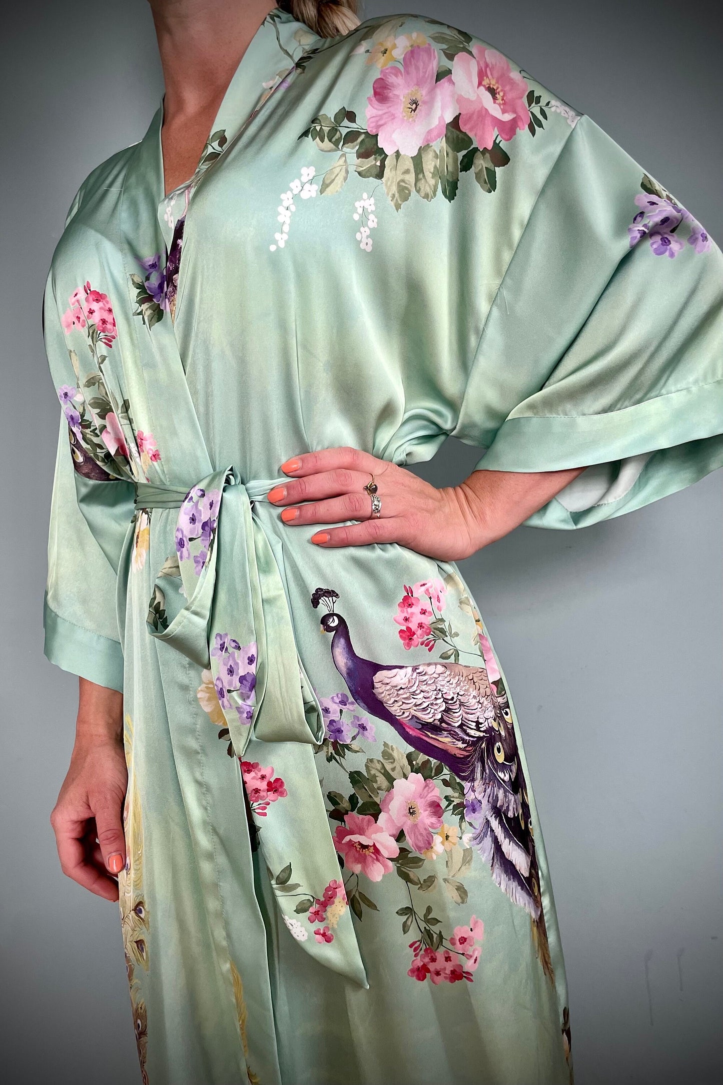 Kimono Robe, Japanese Dressing Gown, Luxury Satin Robe, Bridesmaid Robe, Womens Dressing Gown, Dressing Gown, Peacock Robe, Light Green