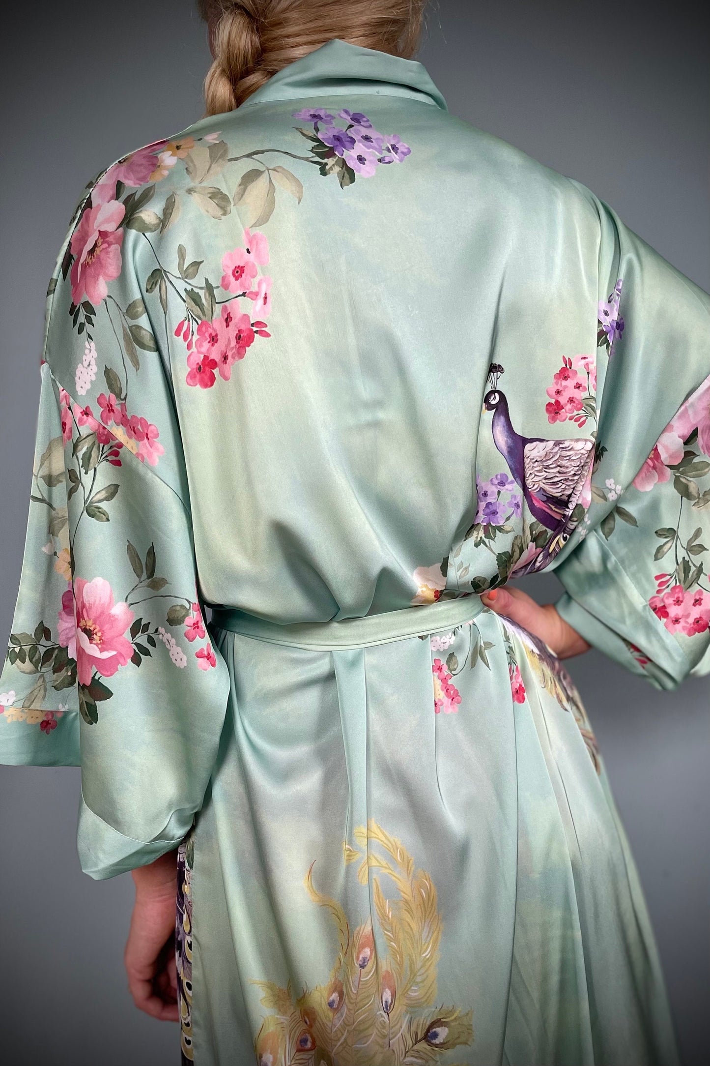 Kimono Robe, Japanese Dressing Gown, Luxury Satin Robe, Bridesmaid Robe, Womens Dressing Gown, Dressing Gown, Peacock Robe, Light Green