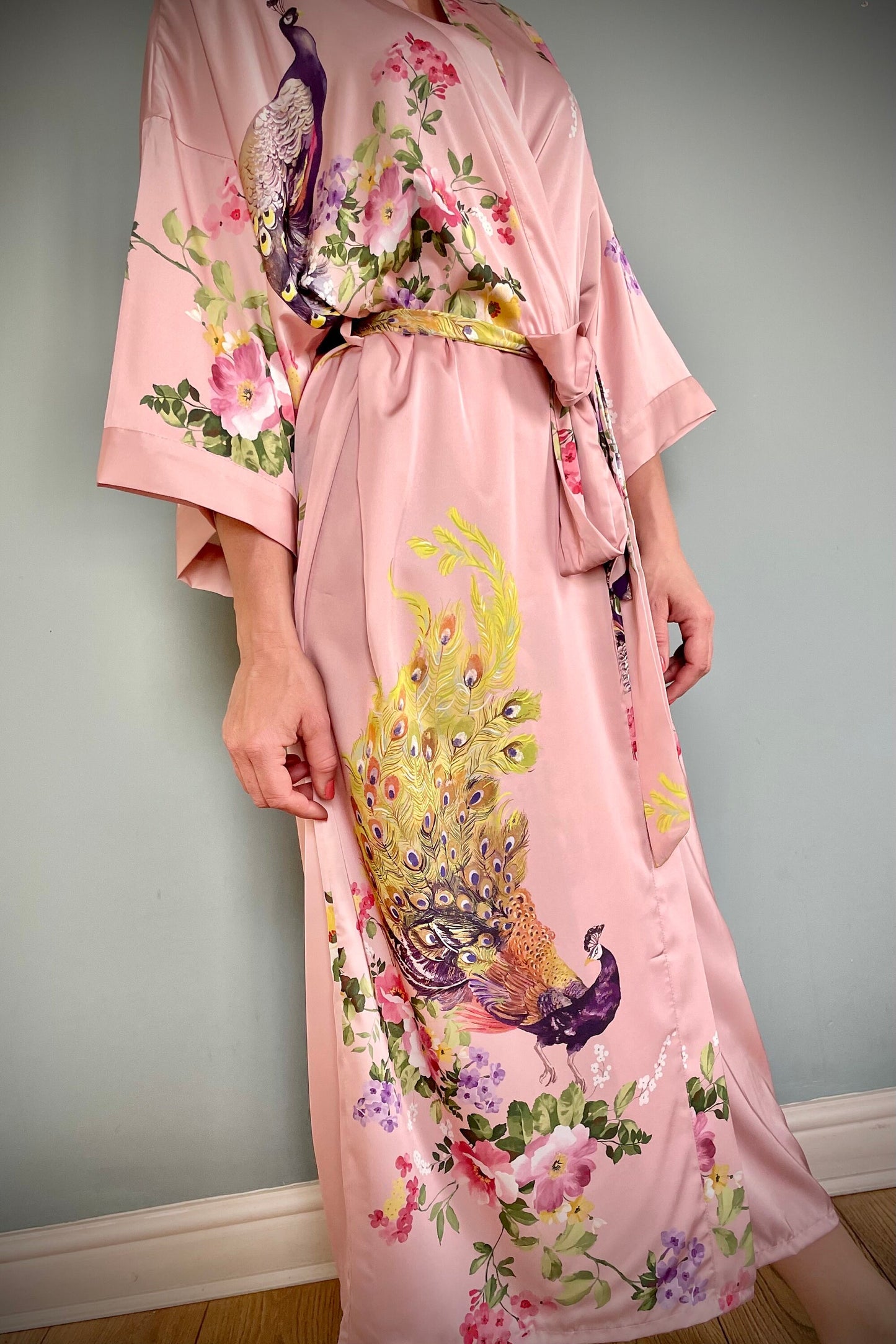 Kimono Robe, Womens Dressing Gown, Luxury Satin Robe, Bridesmaid Robe, Womens Dressing Gown, Dressing Gown, Peacock Robe, Pink Kimono Robe