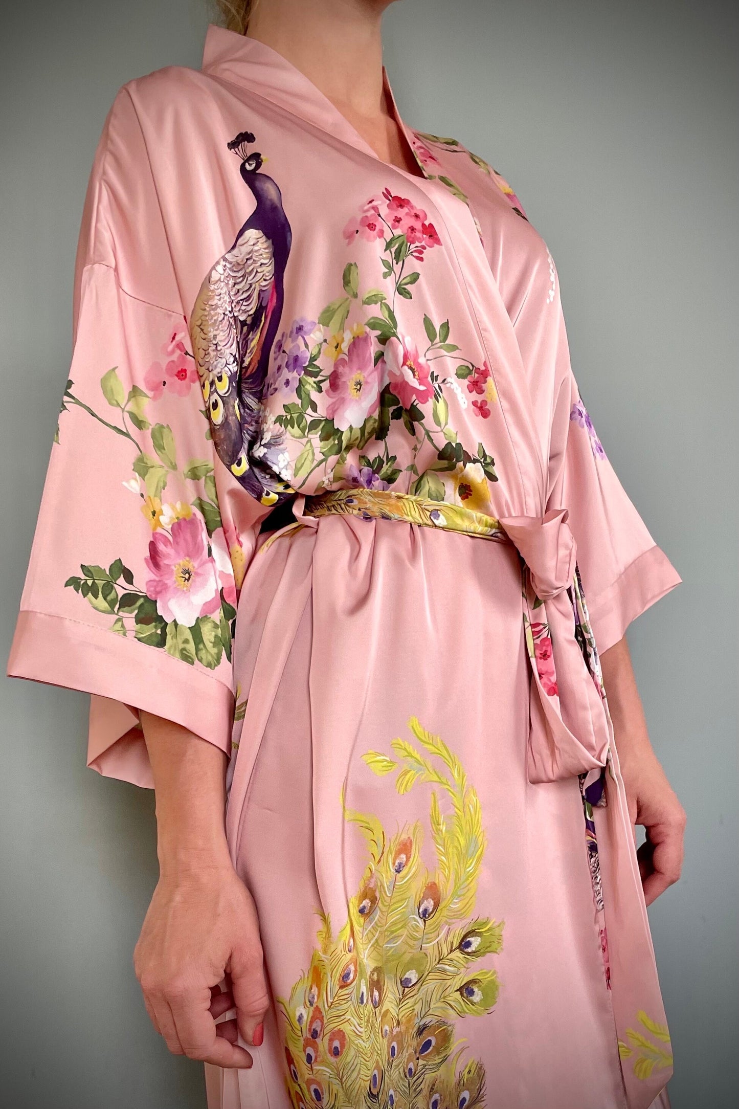 Kimono Robe, Womens Dressing Gown, Luxury Satin Robe, Bridesmaid Robe, Womens Dressing Gown, Dressing Gown, Peacock Robe, Pink Kimono Robe