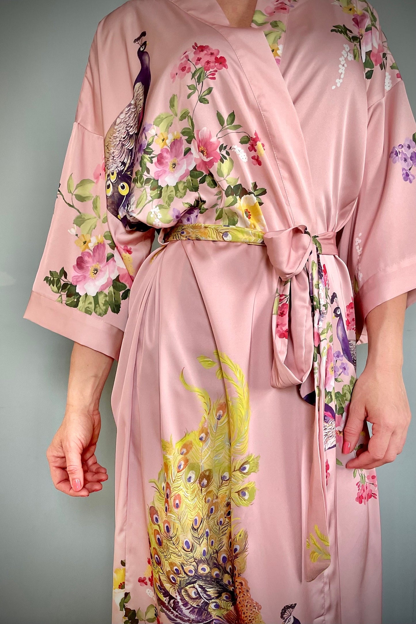 Kimono Robe, Womens Dressing Gown, Luxury Satin Robe, Bridesmaid Robe, Womens Dressing Gown, Dressing Gown, Peacock Robe, Pink Kimono Robe