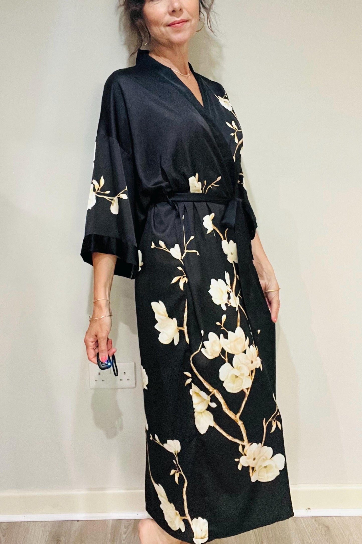 Kimono Robe, Japanese Dressing Gown, Luxury Satin Robe, Bridesmaid Robe, Womens Dressing Gown, Dressing Gown, Black Magnolia Flowers