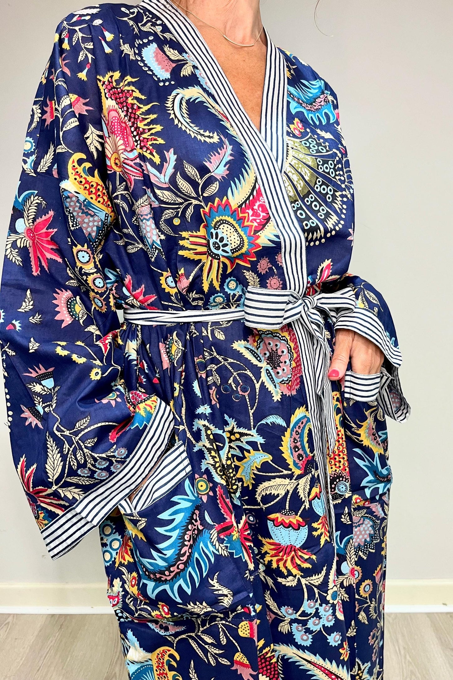 Elegant Cotton Kimono Robe | Floral Japanese Style Dressing Gown | Lightweight Women's Bathrobe | Plus Size Wear | Wedding Getting Ready
