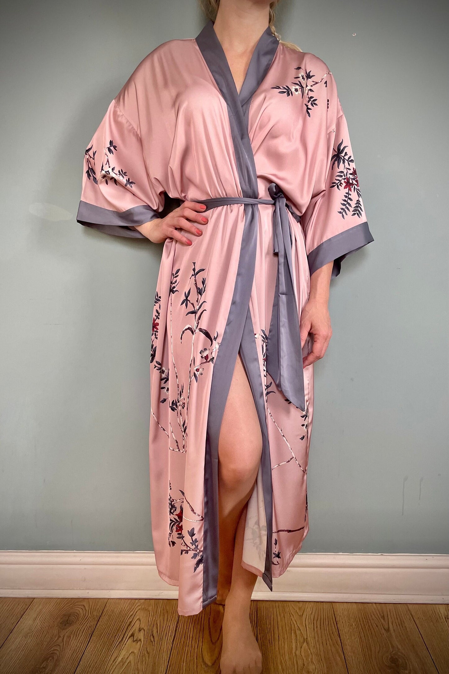 Kimono Robe, Dressing Gown, Luxury Wedding Robe, Bridesmaid Robe, Womens Dressing Gown, Dressing Gown, Summer Robe, Pink Floral Satin