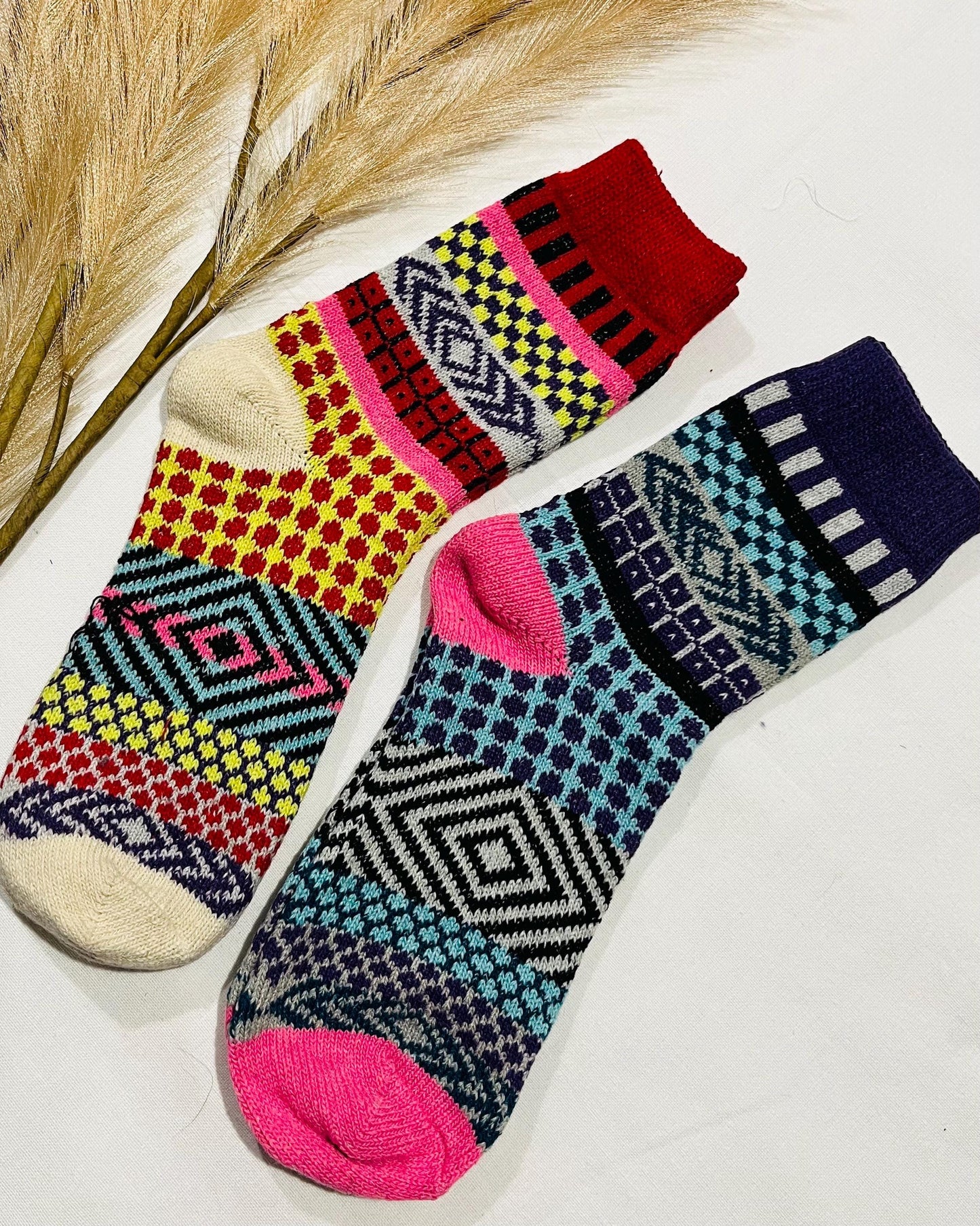 2 x Pairs Wool Socks for Her, Walking Socks, Funny Socks for her, Warm Woolen Socks for Women, Nordic Socks for her, Womens Walking Socks,