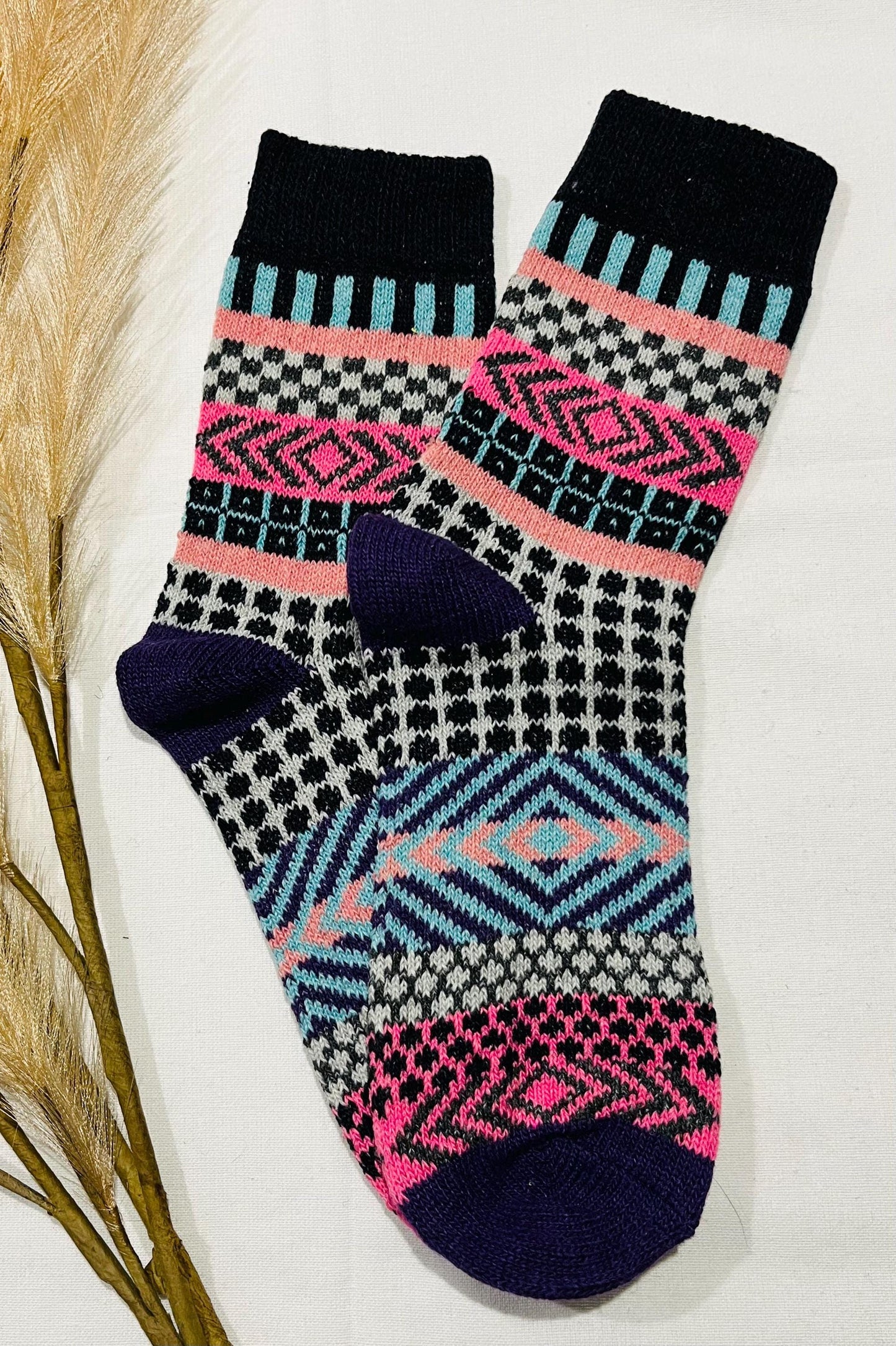 2 x Pairs Wool Socks for Her, Walking Socks, Funny Socks for her, Warm Woolen Socks for Women, Nordic Socks for her, Womens Walking Socks,