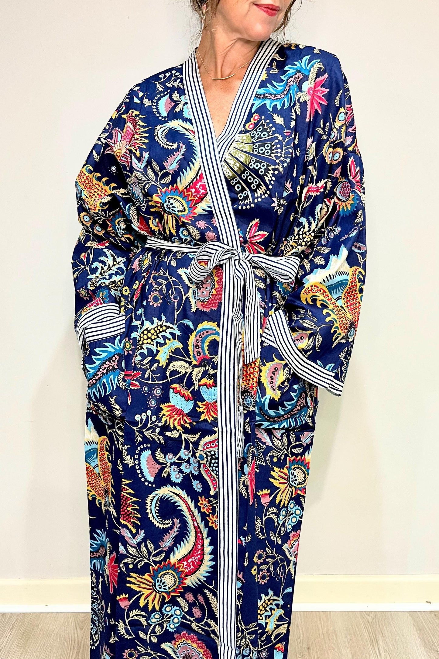 Elegant Cotton Kimono Robe | Floral Japanese Style Dressing Gown | Lightweight Women's Bathrobe | Plus Size Wear | Wedding Getting Ready