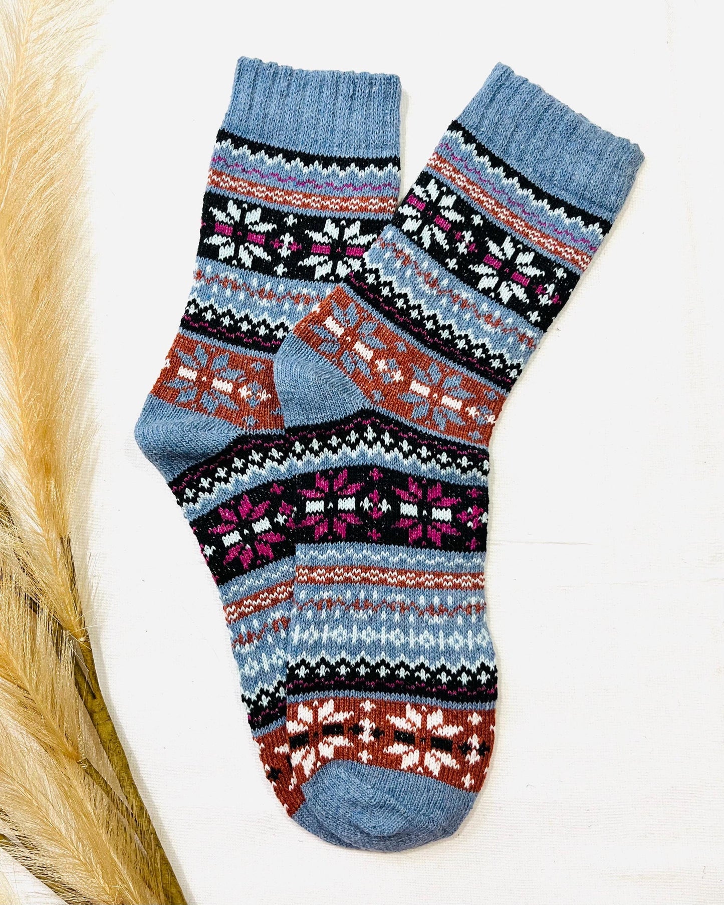 2 x Pairs Wool Socks for Her, Walking Socks, Funny Socks for her, Warm Woolen Socks for Women, Nordic Socks for her, Womens Walking Socks,