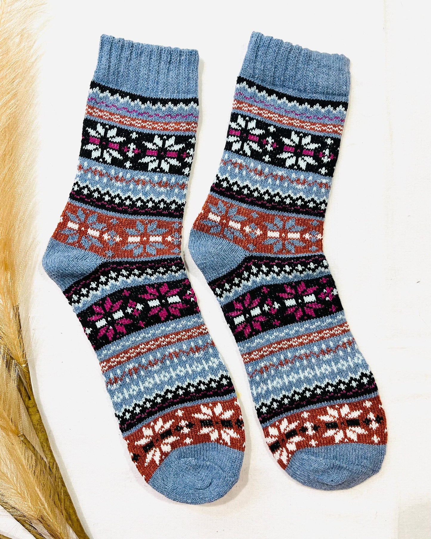 2 x Pairs Wool Socks for Her, Walking Socks, Funny Socks for her, Warm Woolen Socks for Women, Nordic Socks for her, Womens Walking Socks,