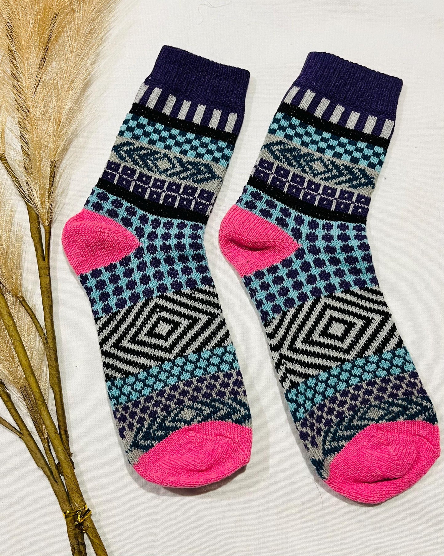 2 x Pairs Wool Socks for Her, Walking Socks, Funny Socks for her, Warm Woolen Socks for Women, Nordic Socks for her, Womens Walking Socks,