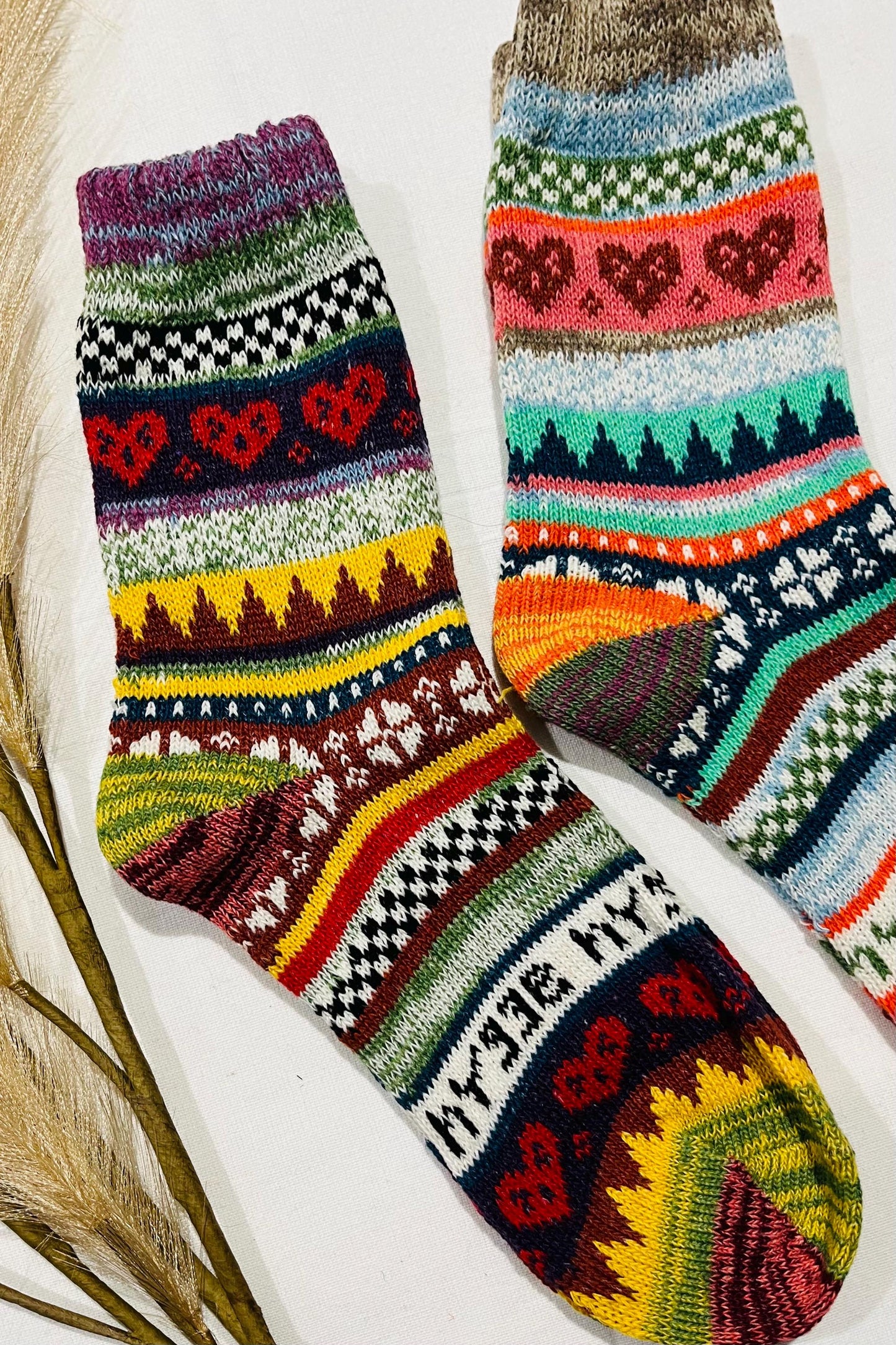 2 x Pairs Wool Socks for Her, Walking Socks, Funny Socks for her, Warm Woolen Socks for Women, Nordic Socks for her, Womens Walking Socks,
