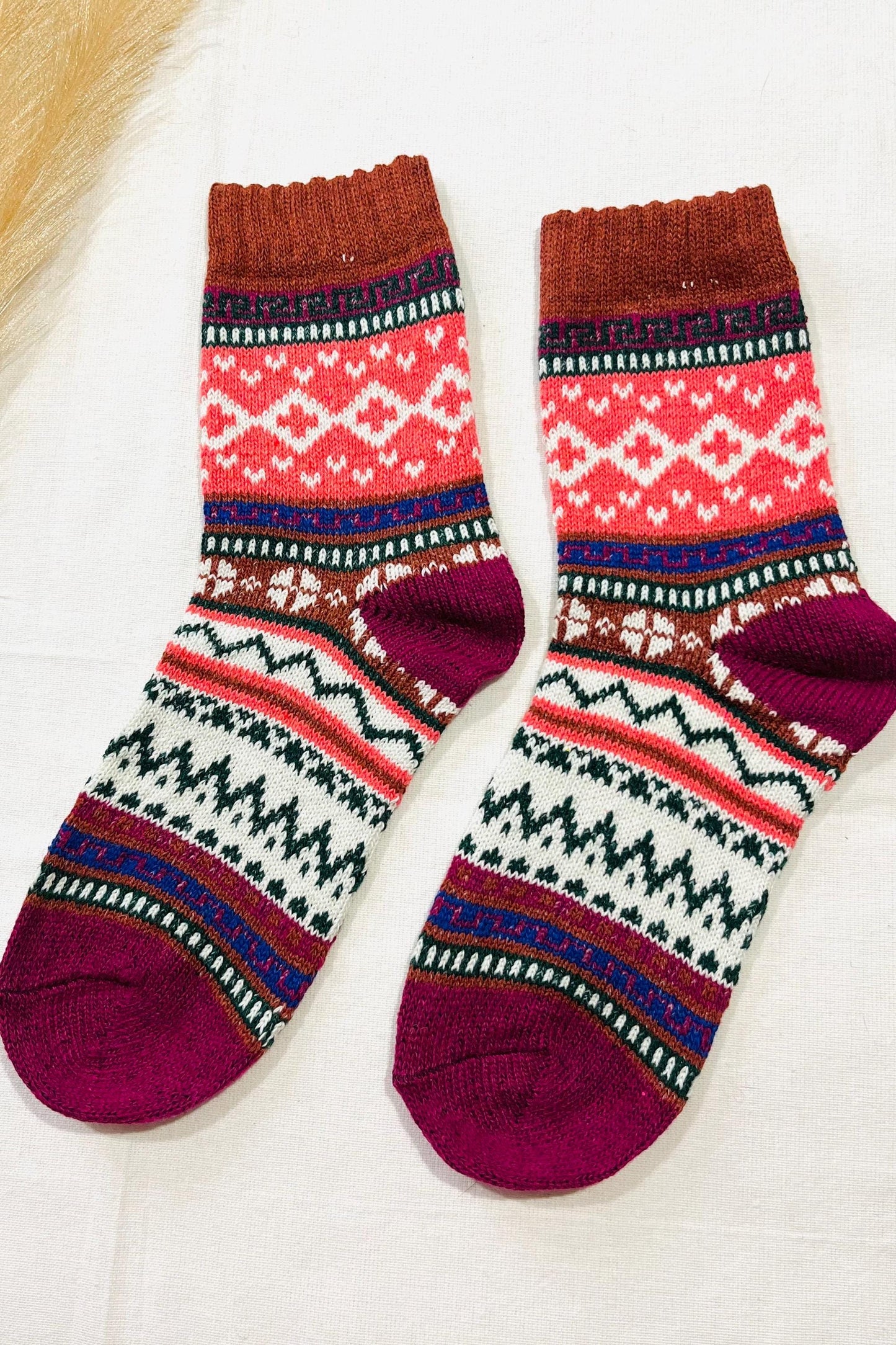 2 x Pairs Wool Socks for Her, Walking Socks, Funny Socks for her, Warm Woolen Socks for Women, Nordic Socks for her, Womens Walking Socks,
