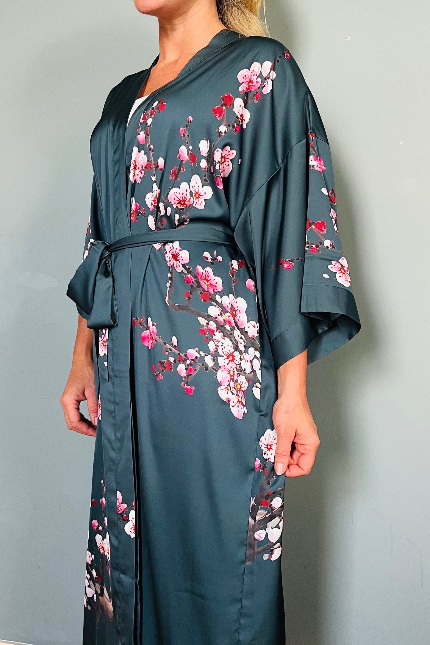 Kimono Robe, Japanese Dressing Gown, Luxury Satin Robe, Bridesmaid Robe, Womens Dressing Gown, Dressing Gown, Summer Robe, Pink Orchid