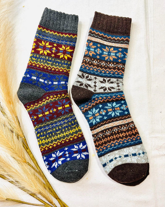2 x Pairs Wool Socks, Walking Socks, Funny Socks, Warm Woolen Socks for Women, Nordic Socks for her, Womens Walking Socks,