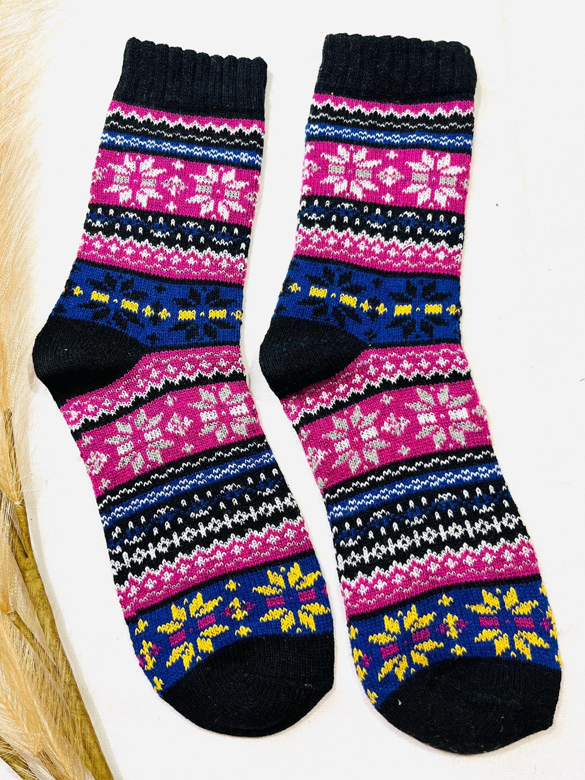 Wool Socks for Her, Walking Socks, Funny Socks for her, Warm Woolen Socks for Women, Nordic Socks for her, Womens Walking Socks,