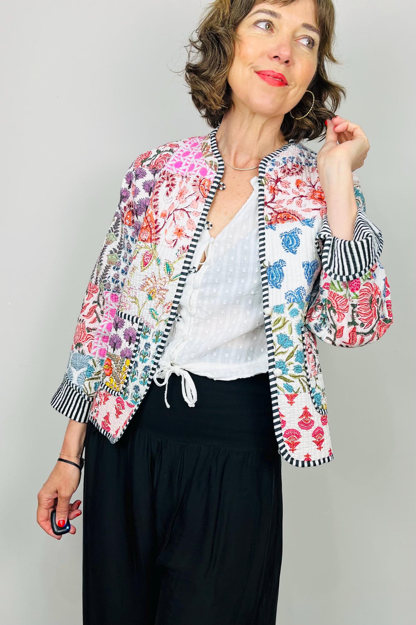 Quilted Cotton Jacket, Womens Quilted Patchwork Jacket, Indian Cotton Jacket, Ladies Colourful Jacket, Womens Quilted Shacket, Reversible