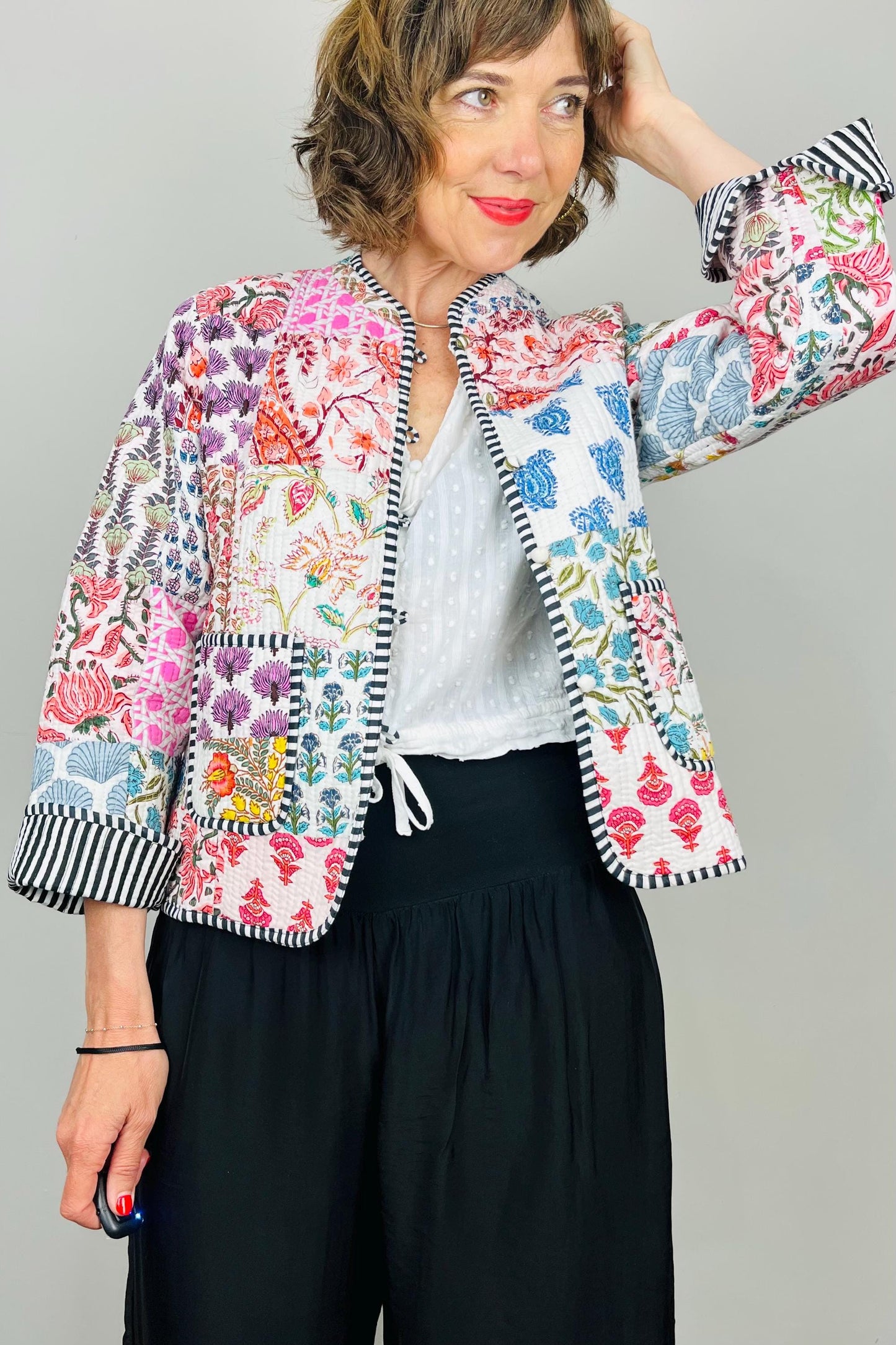 Quilted Cotton Jacket, Womens Quilted Patchwork Jacket, Indian Cotton Jacket, Ladies Colourful Jacket, Womens Quilted Shacket, Reversible