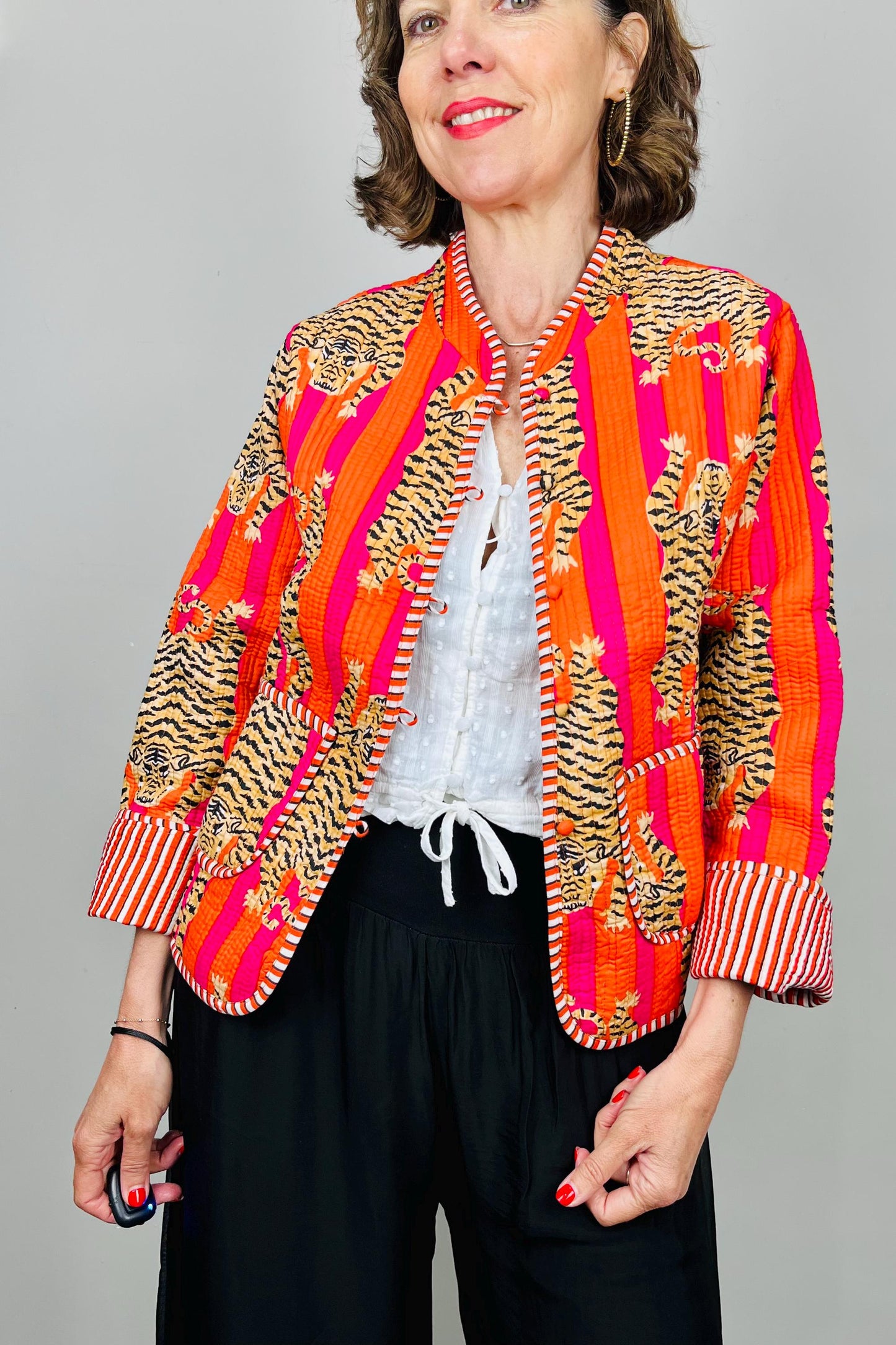 Quilted Cotton Jacket, Womens Quilted Patchwork Jacket, Indian Cotton Jacket, Ladies Colourful Jacket, Womens Quilted Shacket, Reversible