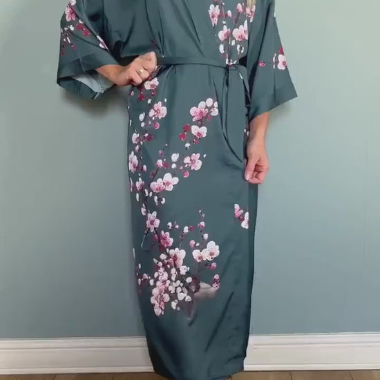 Kimono Robe, Japanese Dressing Gown, Luxury Satin Robe, Bridesmaid Robe, Womens Dressing Gown, Dressing Gown, Summer Robe, Pink Orchid