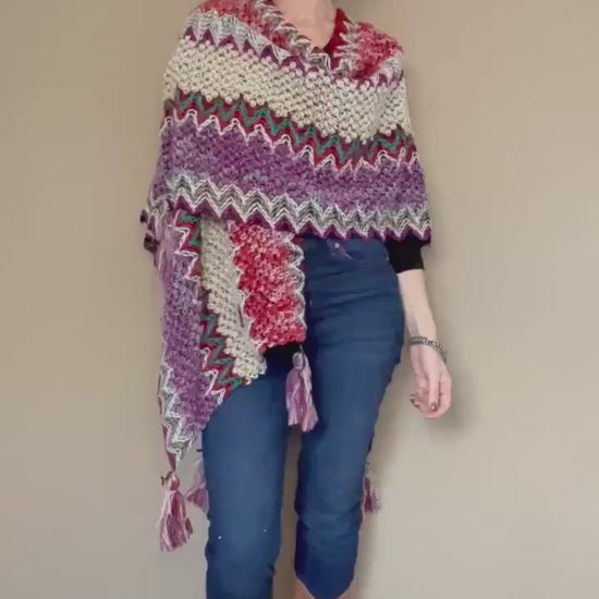Aztec Boho Poncho, Womens Warm Wrap, Fleece Throw, Mexican Knitted Throw, Warm Wraparound, Ladies Kimono Top, Red Knit Throw